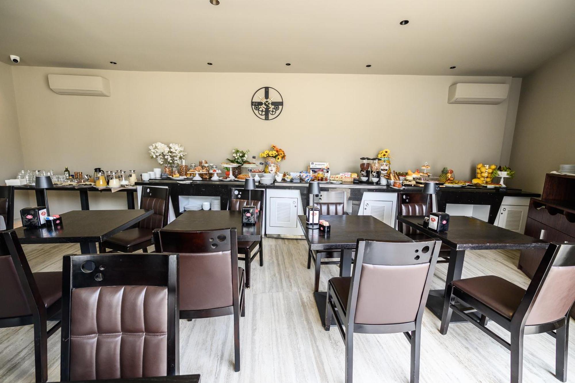 Baitan Hotel 马尔萨拉 外观 照片